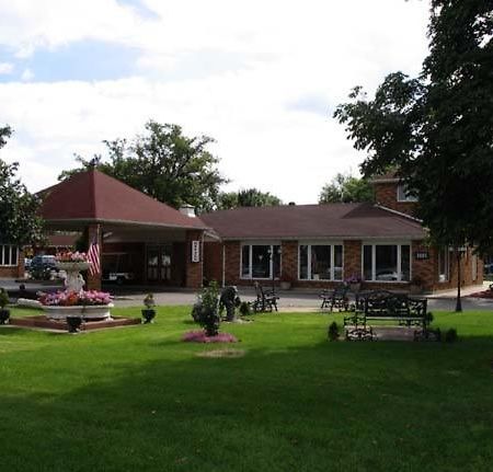 Ivy Rose Motor Inn Windsor Extérieur photo